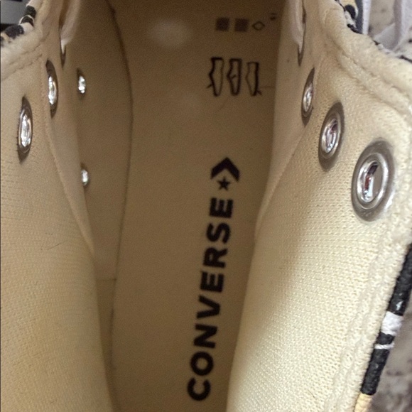 Converse Leopard Print High-Top Sneakers - Picture 6 of 9